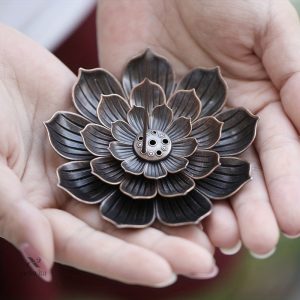 Encensoir décoratif en métal, style lotus apaisant