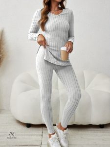 Ensemble Femme Côtelé - Haut Fendu et Pantalon