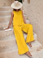 Ensemble élégant pour femme avec débardeur et pantalon