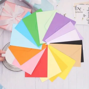 Enveloppes Colorées A6 – Lot de 100 Enveloppes Arc-en-Ciel pour Cartes, Invitations et Scrapbooking