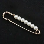 Épingle décorative pour une touche élégante sur vos vêtements