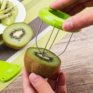 Éplucheur kiwi manuel pratique pour la cuisine