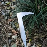 Faucille de jardinage efficace pour entretien des plantes