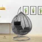 Fauteuil suspendu œuf en rotin tressé pour jardin