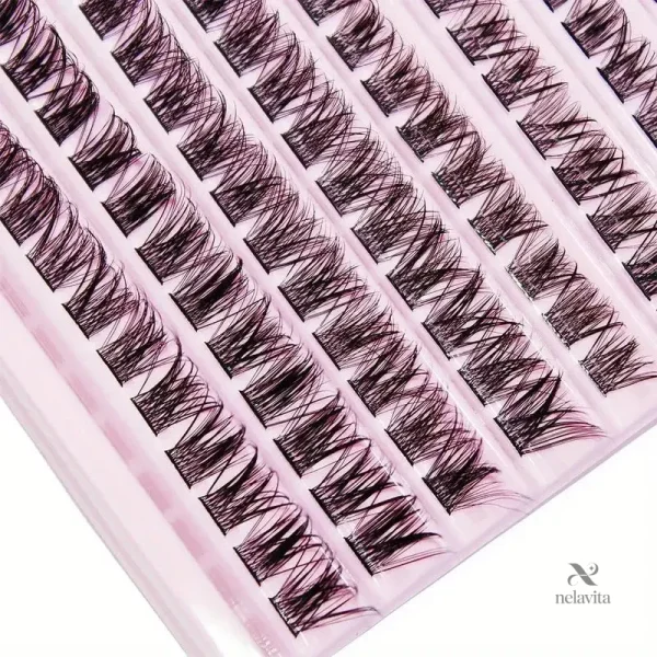 Faux cils volume naturel, parfaits pour un maquillage sophistiqué