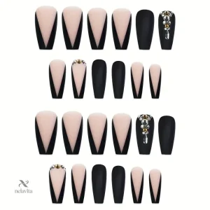Faux ongles noirs et nude mat avec strass, design pointu