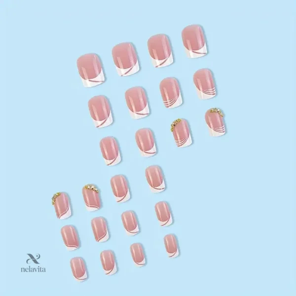 Kit de faux ongles élégants prêts à poser en rose nude