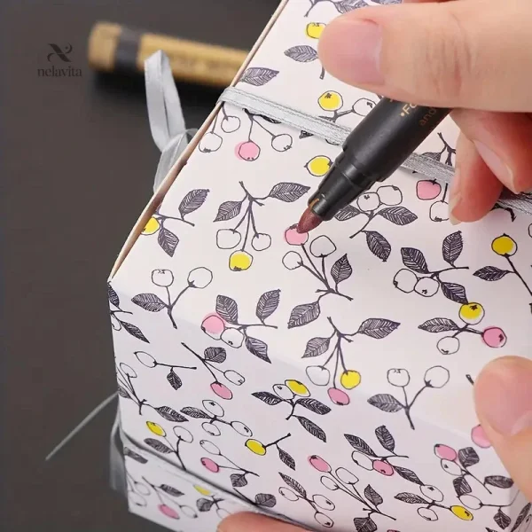 Stylos créatifs pour embellir vos projets de scrapbooking