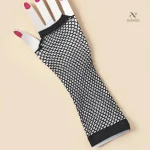 Accessoire vintage femme : gants en résille noir chic
