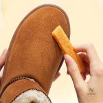 Accessoire pour entretien de chaussures en daim