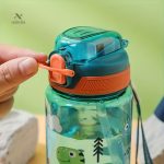 Gourde colorée 600 mL avec couvercle sécurisé
