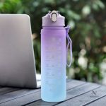 Gourde à personnaliser avec des autocollants motivants