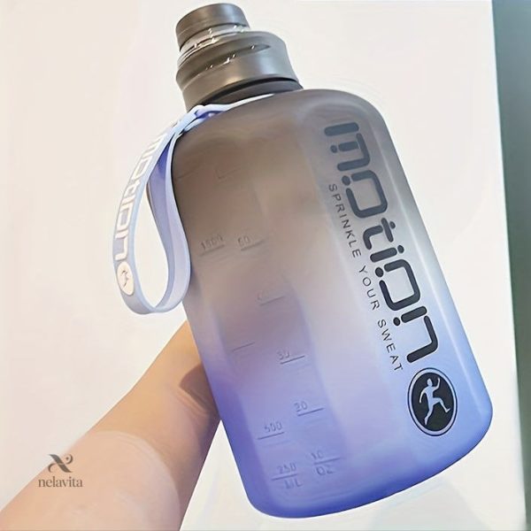 Gourde ergonomique 2.2L avec paille pour le confort