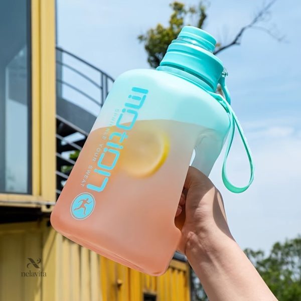Gourde 2.2L, parfaite pour les séances d'entraînement