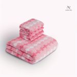 Serviette de bain femme, design élégant et fonctionnel