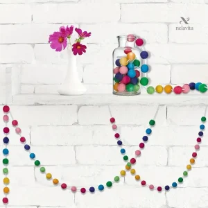 Boules multicolores pour une ambiance joyeuse et conviviale