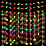 Accessoire de fête : guirlande d'étoiles fluorescentes