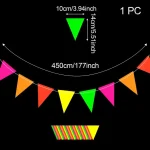 Détails de guirlande néon pour anniversaire et soirée fluo