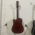 Instrument à cordes de 38 pouces en finition sunburst