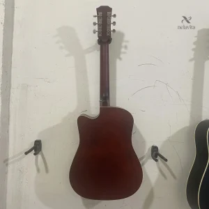 Instrument à cordes de 38 pouces en finition sunburst