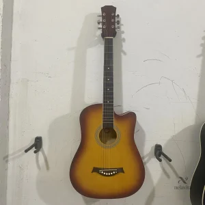 Guitare acoustique 6 cordes au design élégant et naturel