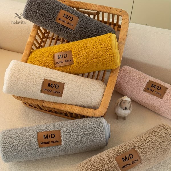 Accessoire universel pour canapé en peluche