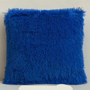 Accessoire canapé en fausse fourrure élégante