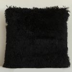 Housse de coussin chic en fausse fourrure