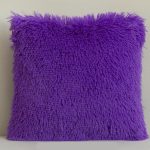 Coussin en fausse fourrure pour un style moderne