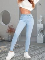 Jean Femme Ajusté en Bleu Confortable