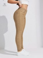 Jean skinny femme ajusté en denim extensible