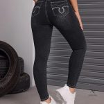 Pantalon skinny femme, design élégant