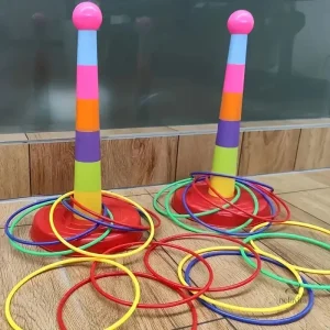 Jeu d’adresse avec cônes colorés pour améliorer la motricité