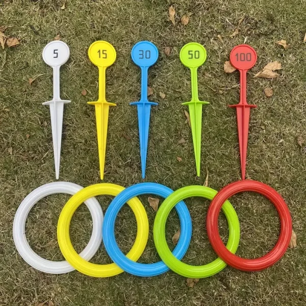Lancer d'anneaux colorés, jeu idéal pour les enfants