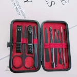 Kit de manucure et pédicure 10 en 1 avec étui rouge élégant