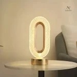 Éclairage d’ambiance élégant avec finition dorée