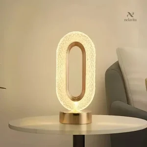 Éclairage d’ambiance élégant avec finition dorée