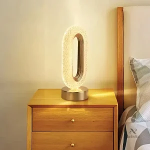 Lampe décorative en cristal pour un bureau chic