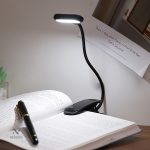 Accessoire de lecture à clip pour tables