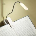 Lampe de lecture compacte et pratique