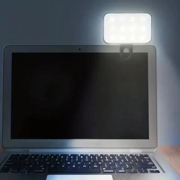 Éclairage intérieur économique avec lumière blanche
