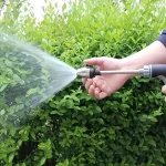 Buse jet d’eau réglable pour un nettoyage efficace