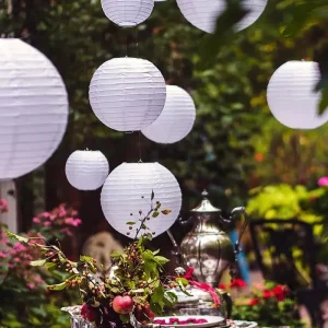 Lanternes LED suspendues pour l'extérieur