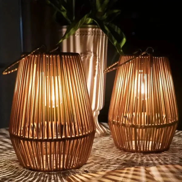Luminaires en rotin pour créer une atmosphère chaleureuse