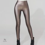 Leggings ajustés simili cuir à petit prix