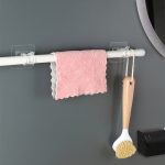 Tringle à rideau : supports adhésifs pratiques et faciles à installer