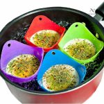 Lot de 4 moules pour œufs pochés en silicone