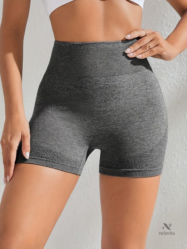 Short élégant avec effet push-up pour un look moderne
