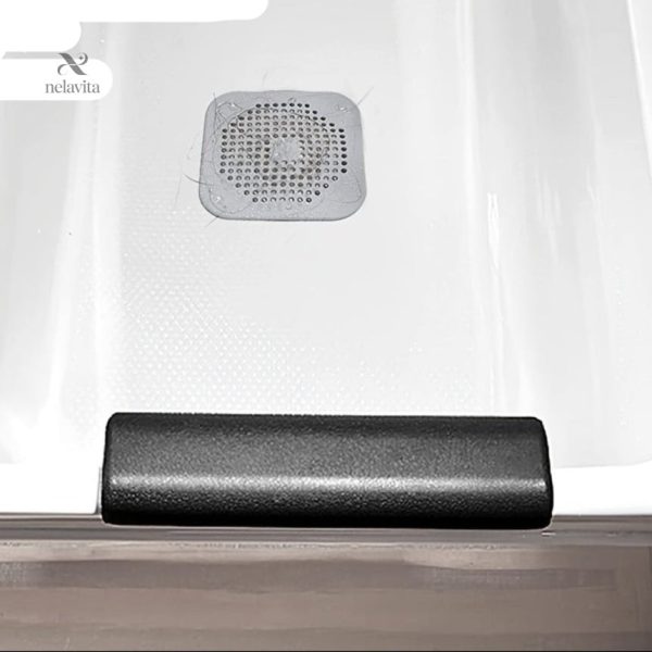 Accessoire de salle de bain pour éviter les bouchons