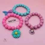 Lot de bracelets élastiques enfants avec perles colorées